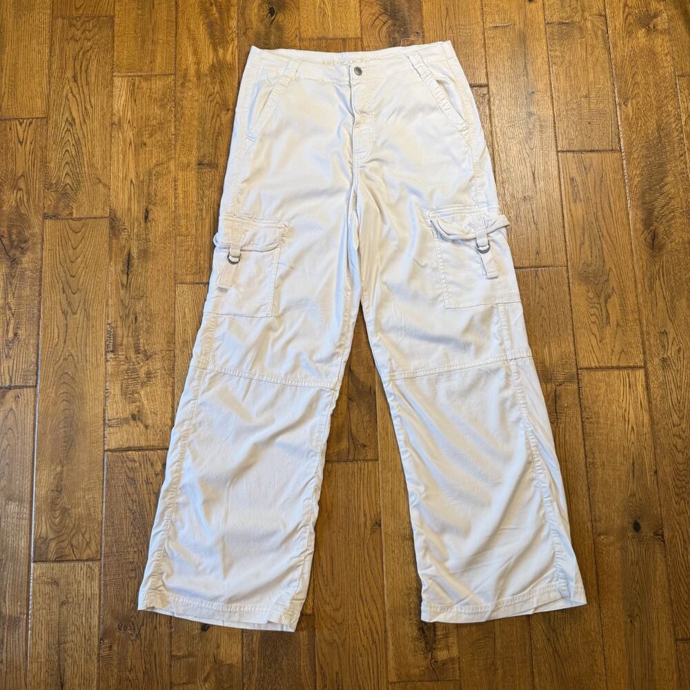American Eagle AE White Super High-Rise Baggy Wide Leg Cargo Jeans Size 8